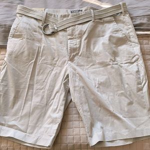 EXPRESS MEN Belted Grey Shorts Size 38
***Brand New w/ Tags***
